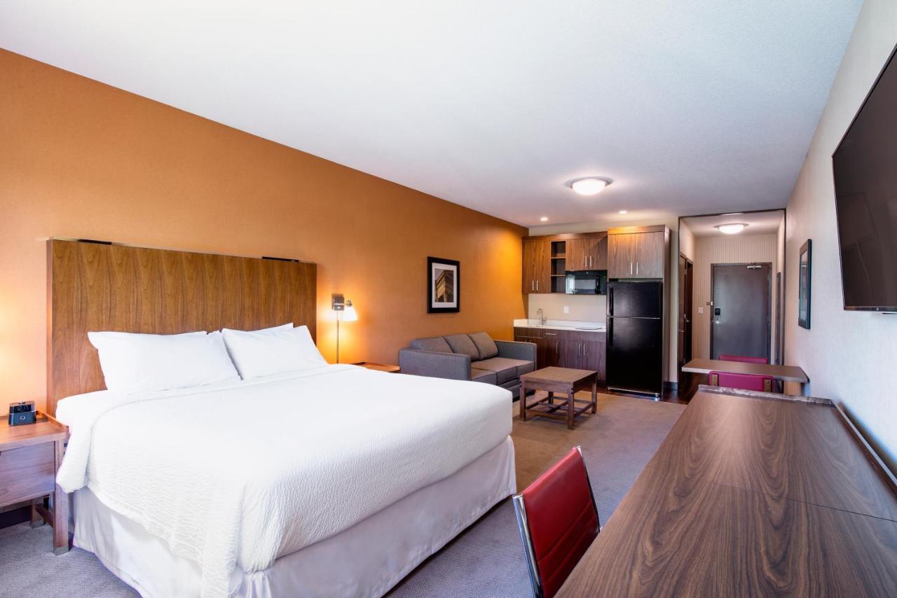 Four Points By Sheraton Гранд Прери Екстериор снимка